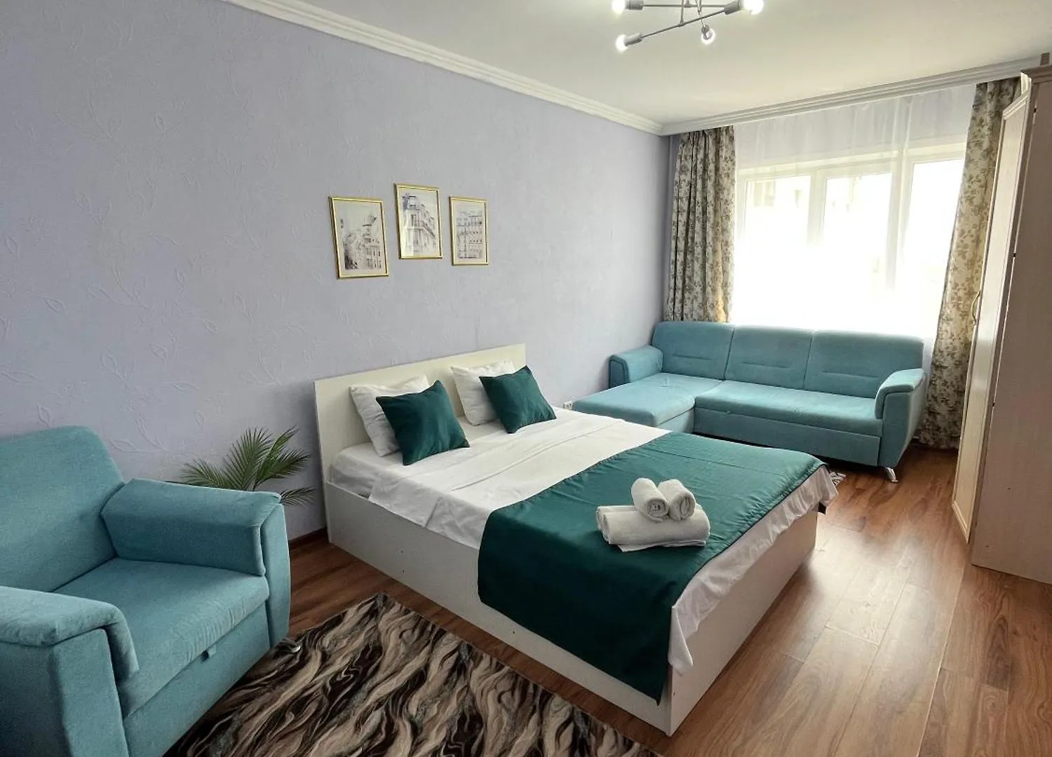 Emmaapart Comfort 95 Astana Apartamento